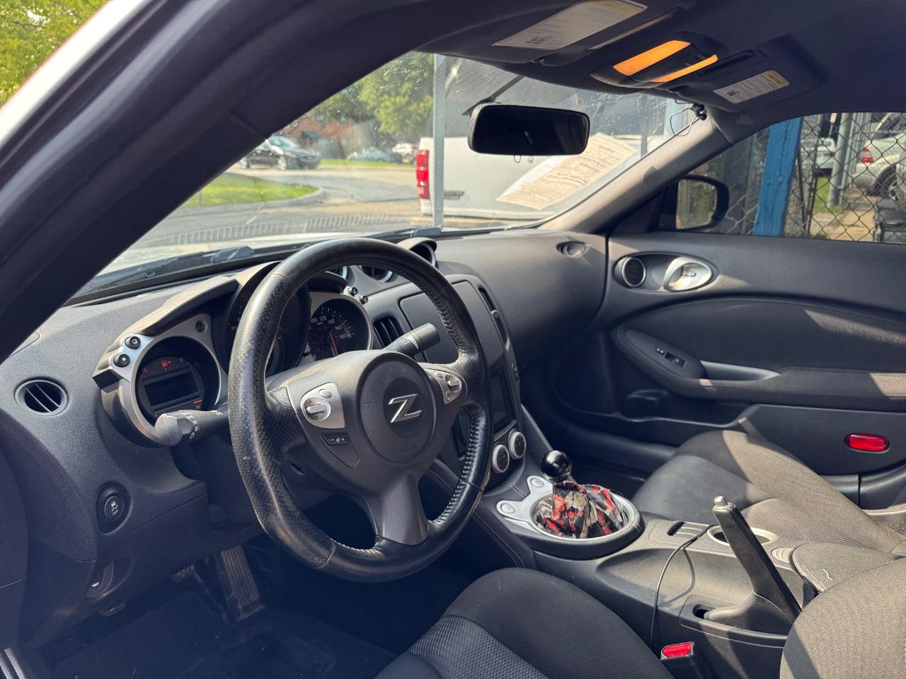 Nissan 370Z 2dr Cpe Manual 2014
