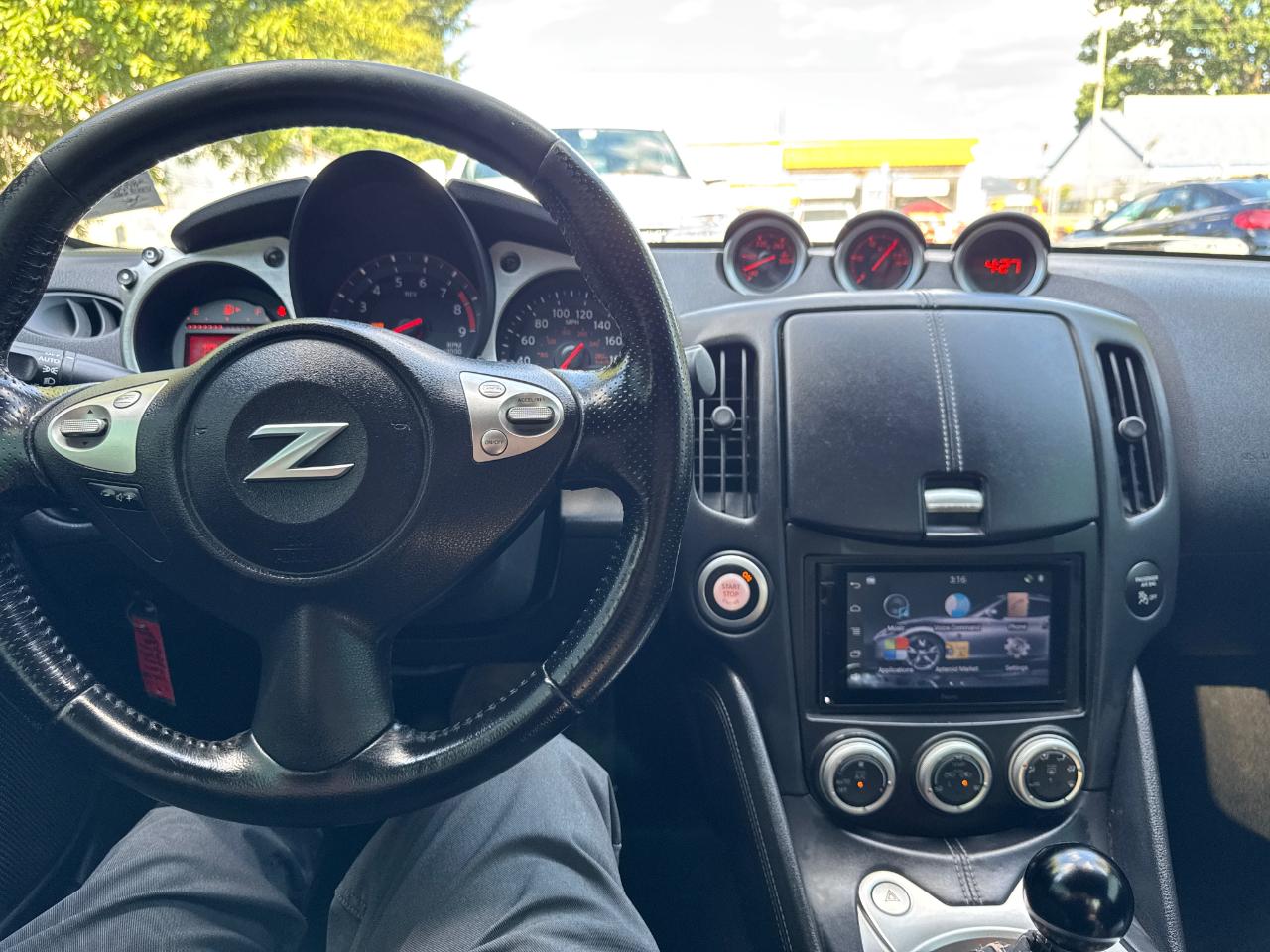 Nissan 370Z 2dr Cpe Manual 2014