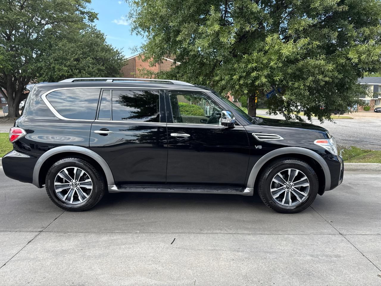 Nissan Armada 4x4 SL 2020