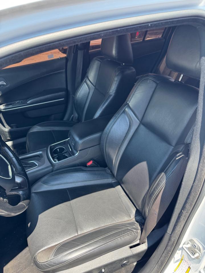 Dodge Charger SXT RWD 2020