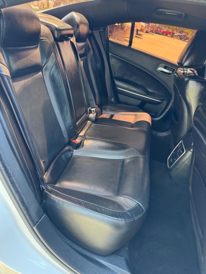 Dodge Charger SXT RWD 2020