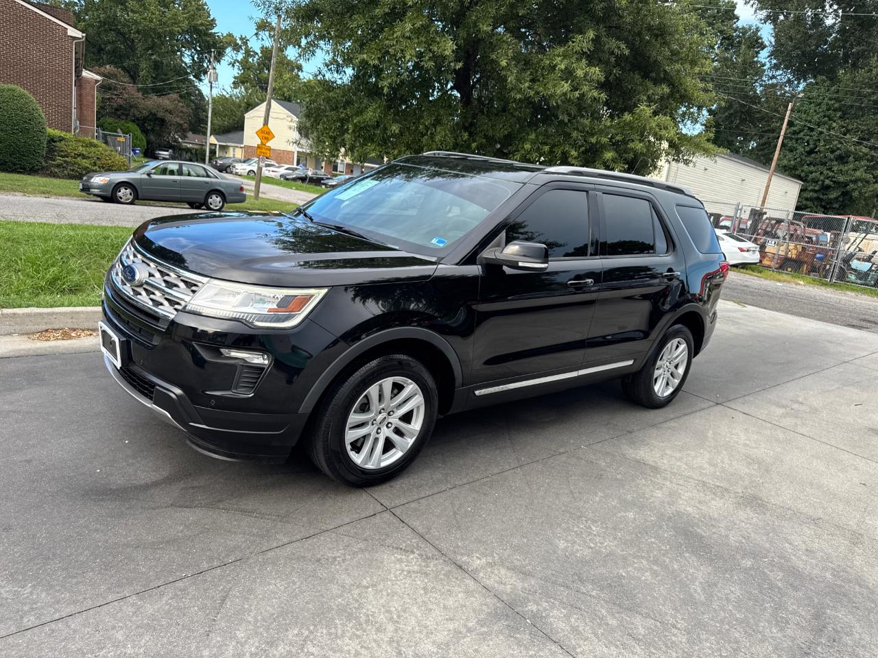 Ford Explorer XLT 4WD 2018