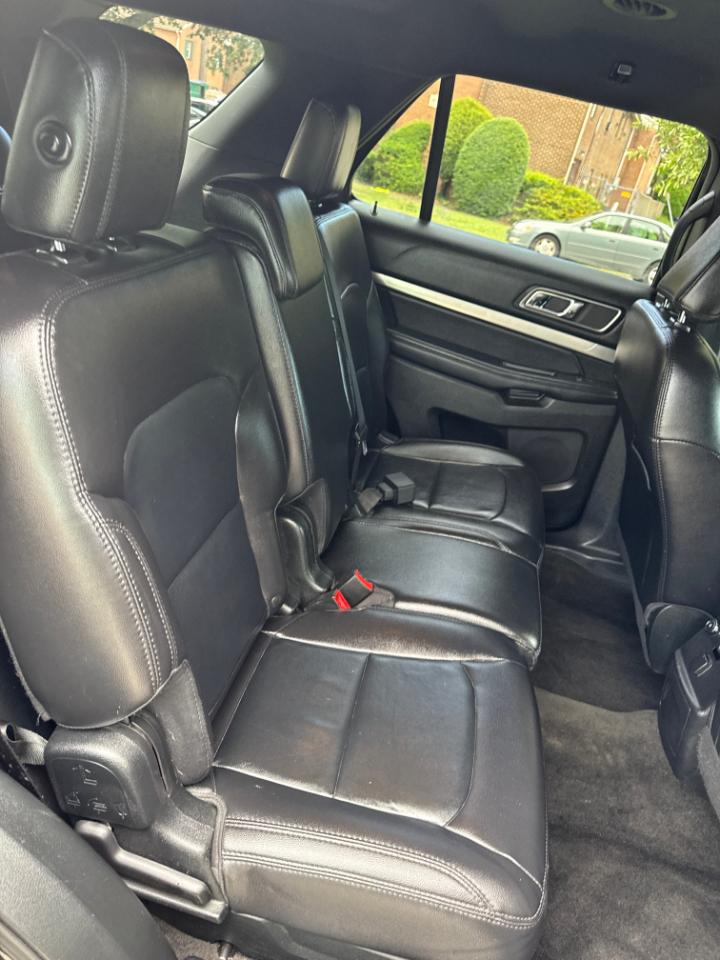 Ford Explorer XLT 4WD 2018