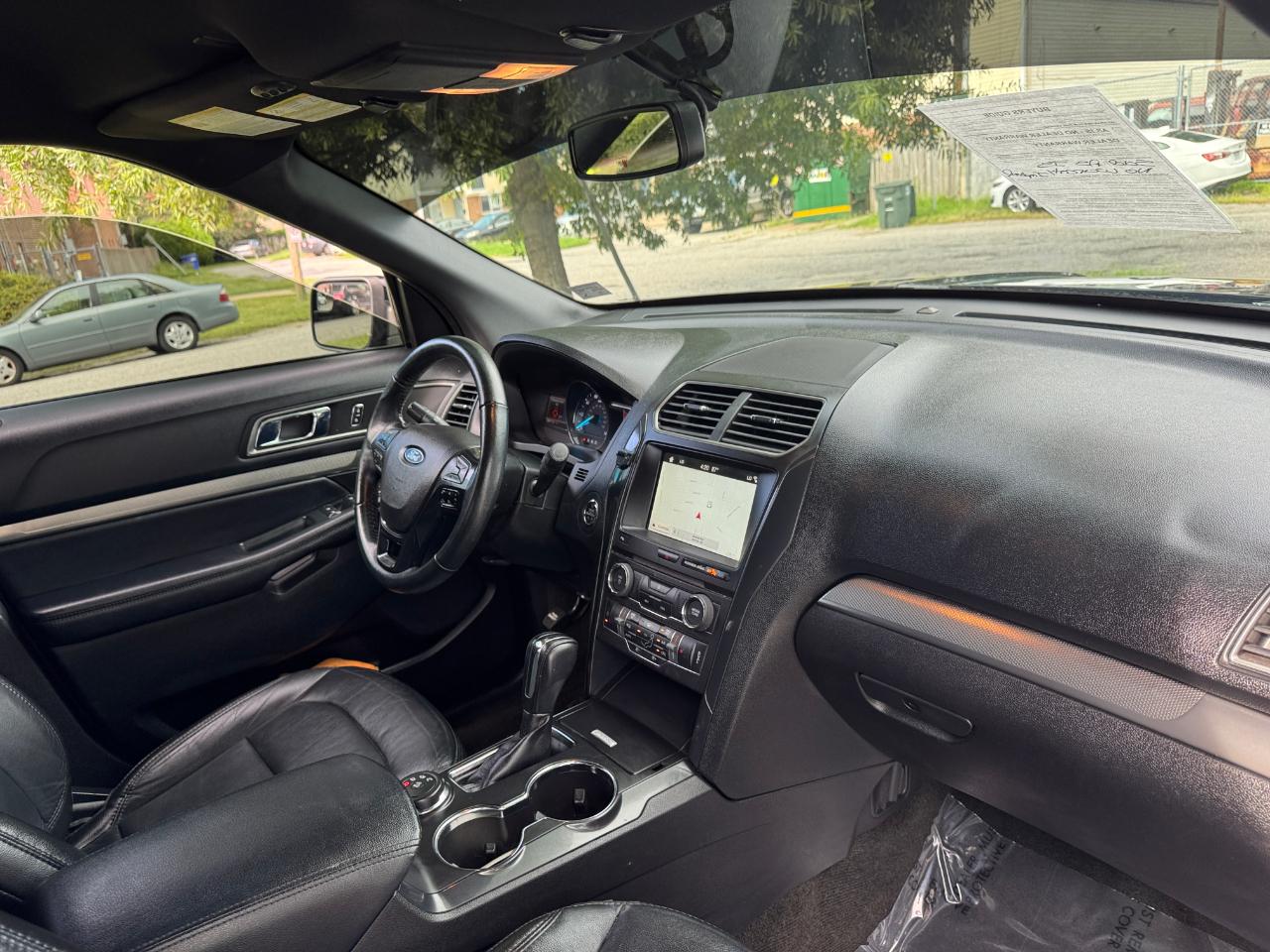 Ford Explorer XLT 4WD 2018
