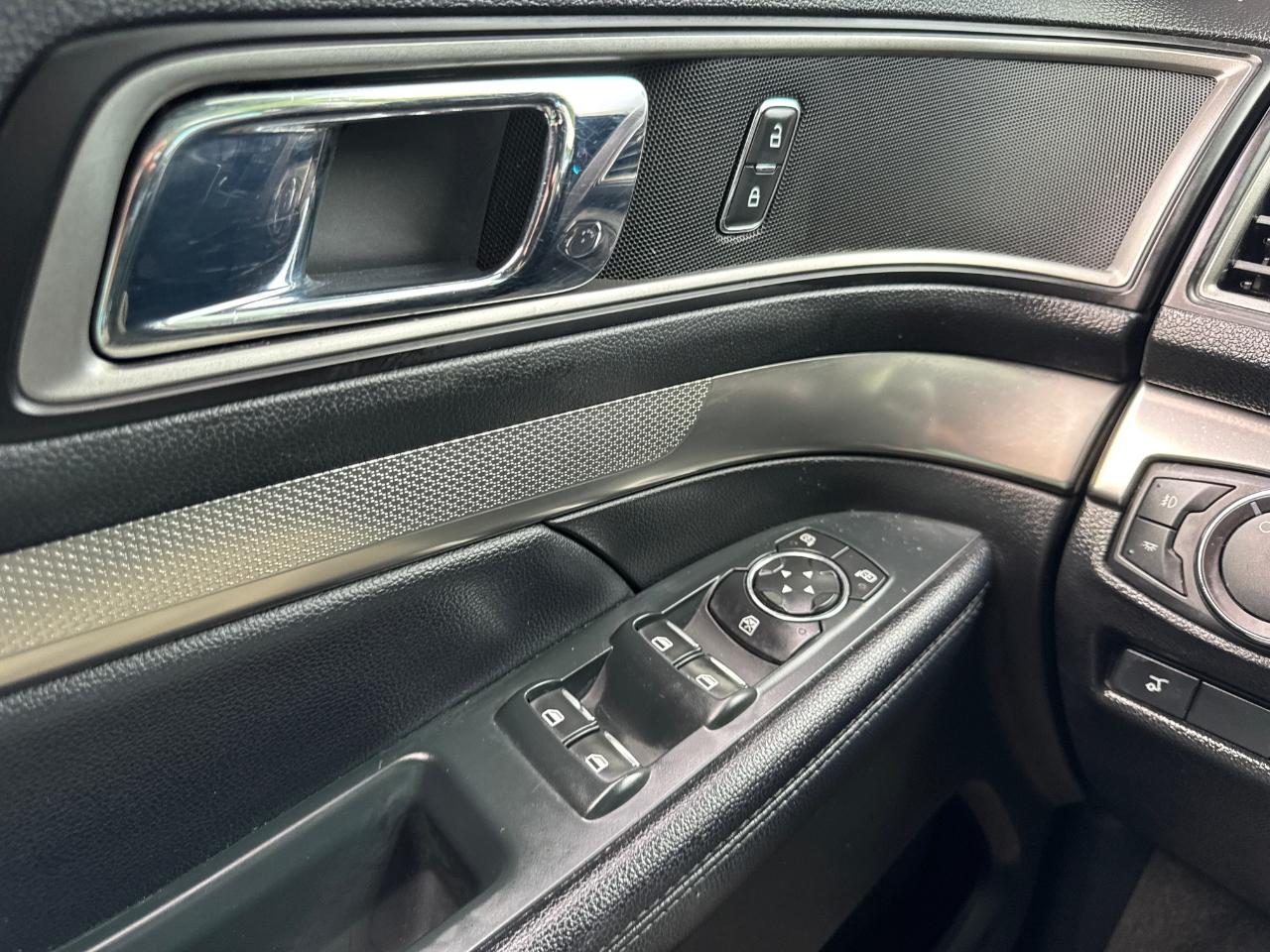 Ford Explorer XLT 4WD 2018