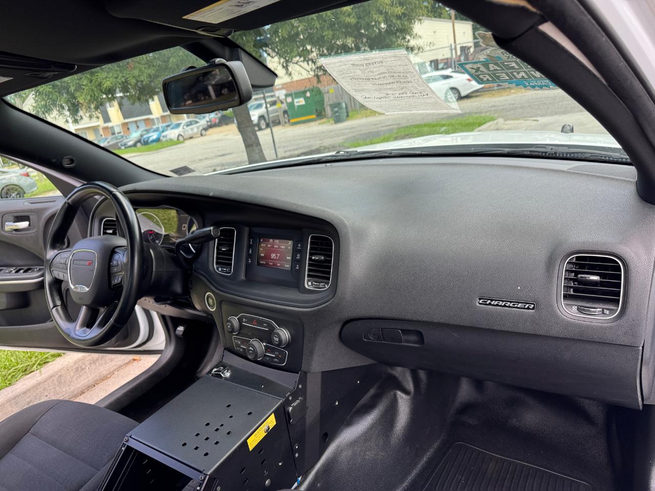 Dodge Charger 4dr Sdn Police RWD 2016