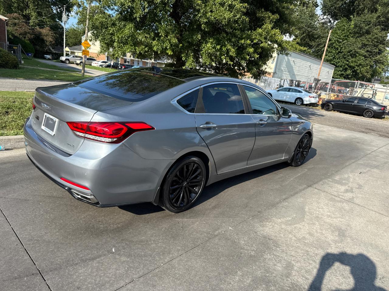 Hyundai Genesis  2015