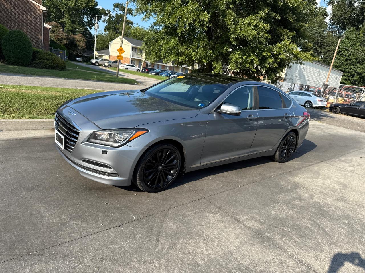Hyundai Genesis  2015