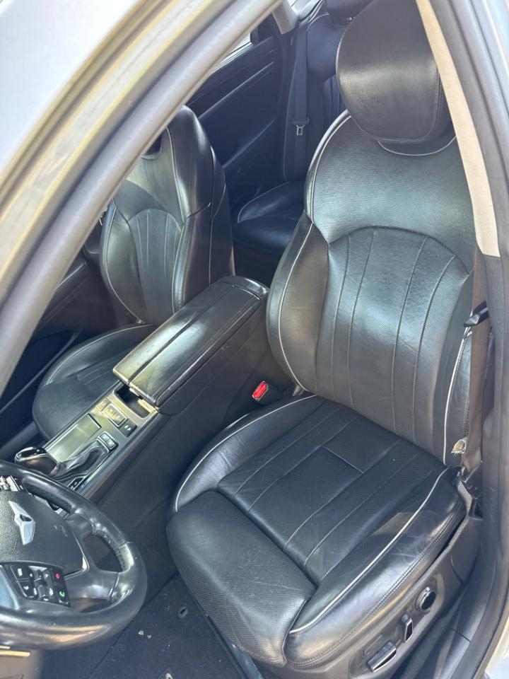 Hyundai Genesis  2015