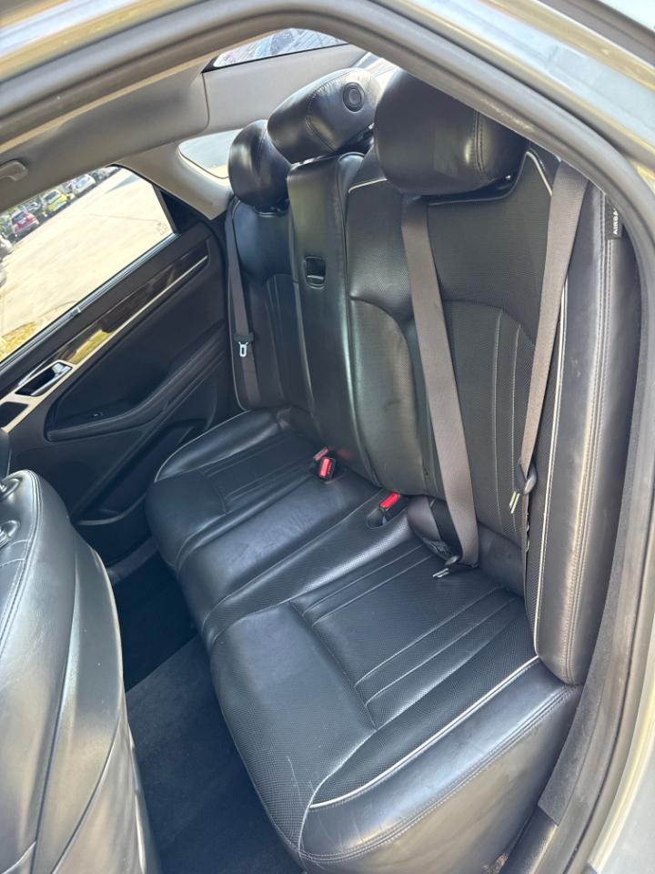 Hyundai Genesis  2015