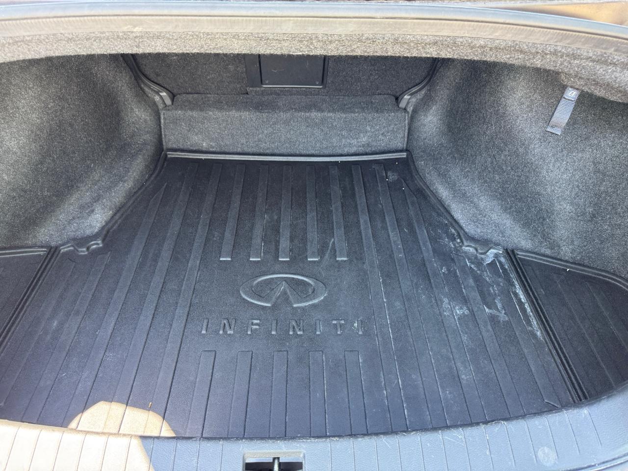 Infiniti Q50 4dr Sdn 3.0t Premium AWD 2016
