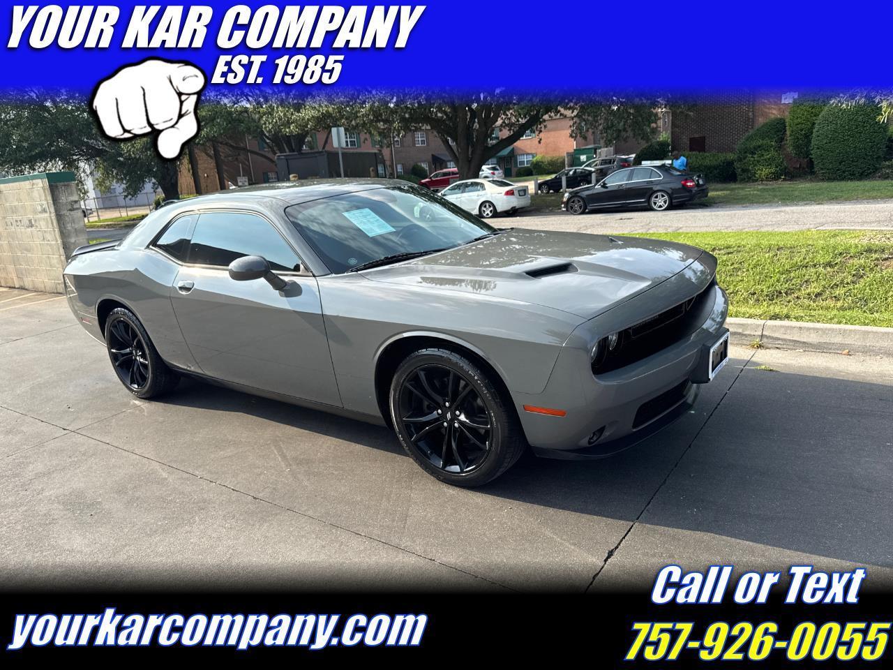 Dodge Challenger SXT Plus Coupe 2017