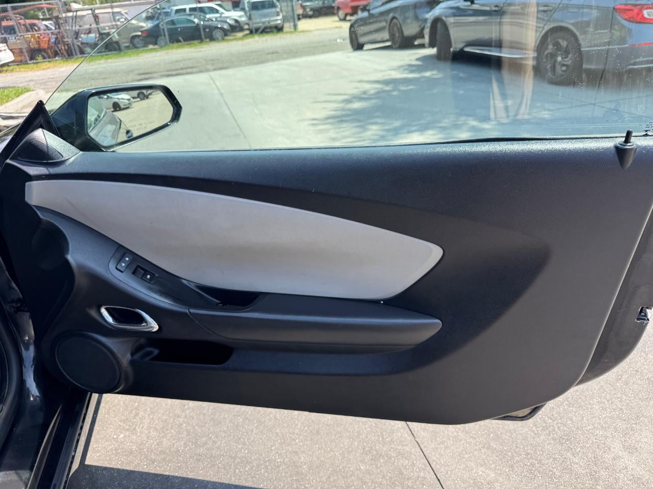 Chevrolet Camaro 2dr Cpe LS w/2LS 2015