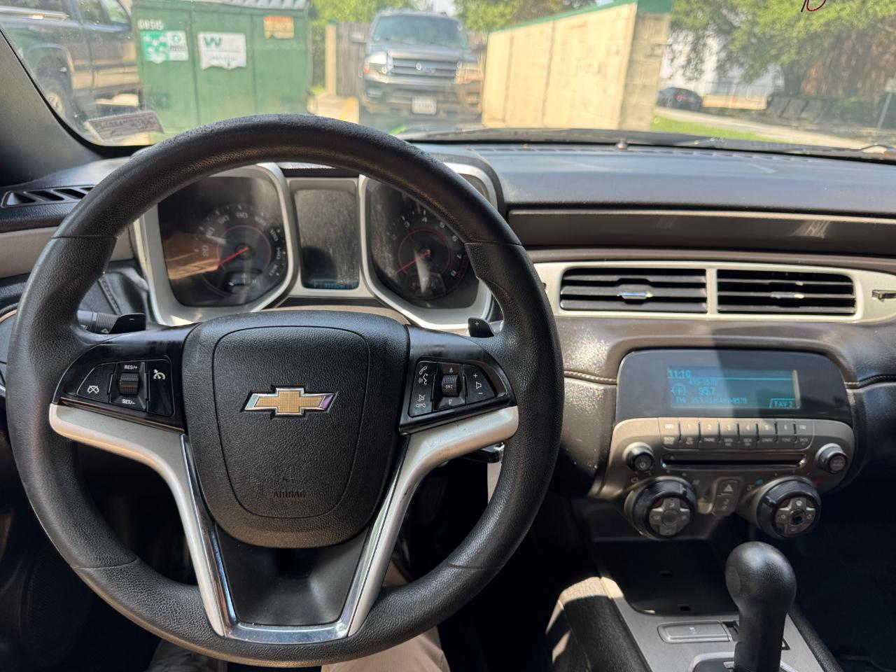 Chevrolet Camaro 2dr Cpe LS w/2LS 2015