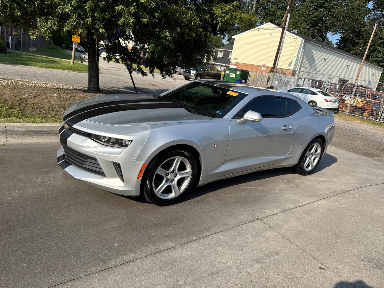 Chevrolet Camaro 2dr Cpe 1LT 2017