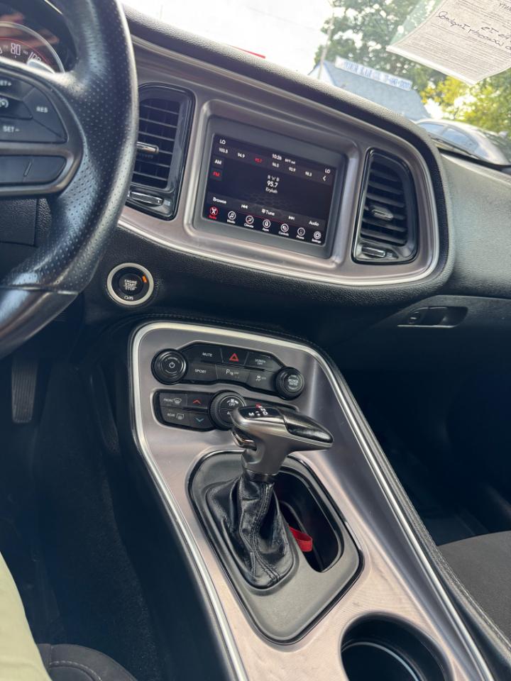 Dodge Challenger R/T RWD 2021