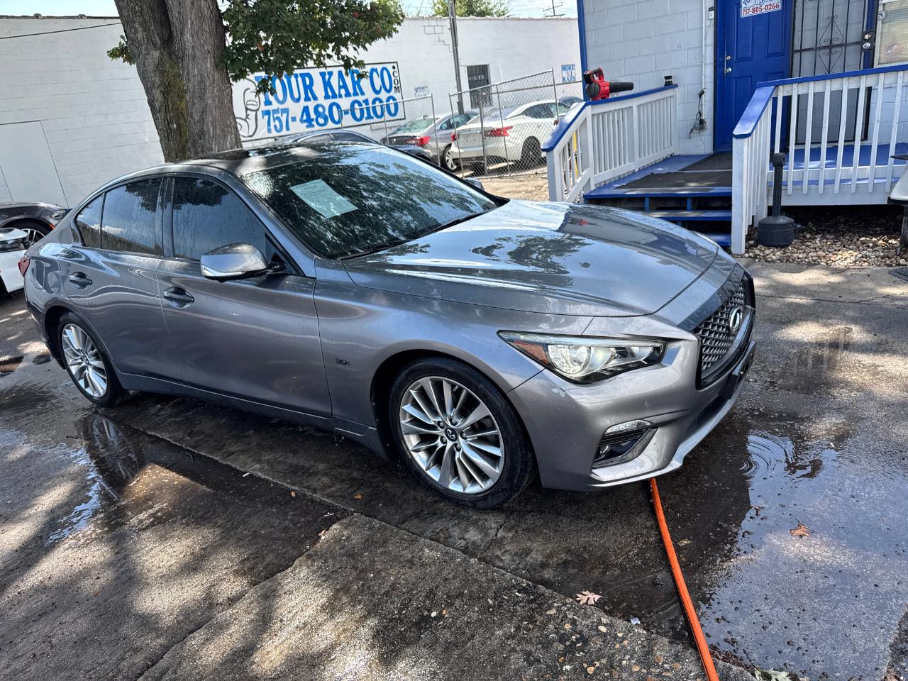Infiniti Q50 3.0t LUXE AWD 2018