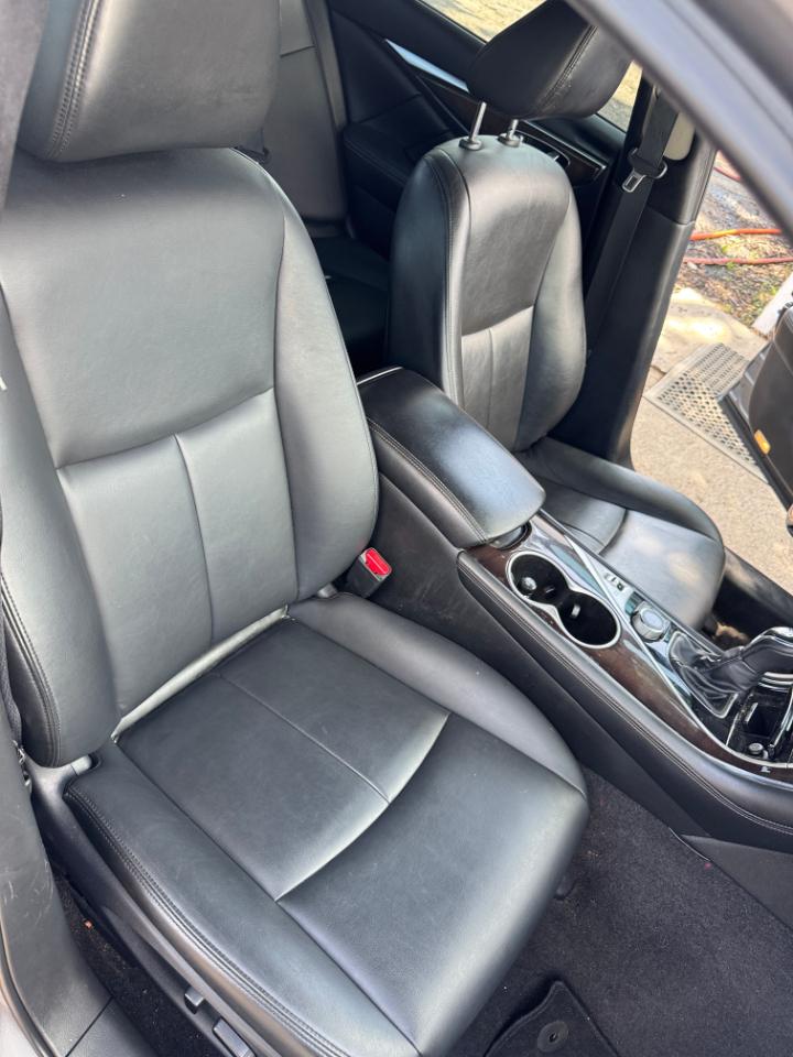 Infiniti Q50 3.0t LUXE AWD 2018
