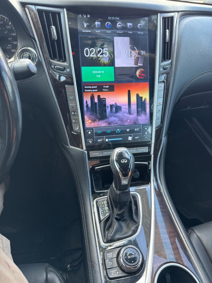 Infiniti Q50 3.0t LUXE AWD 2018