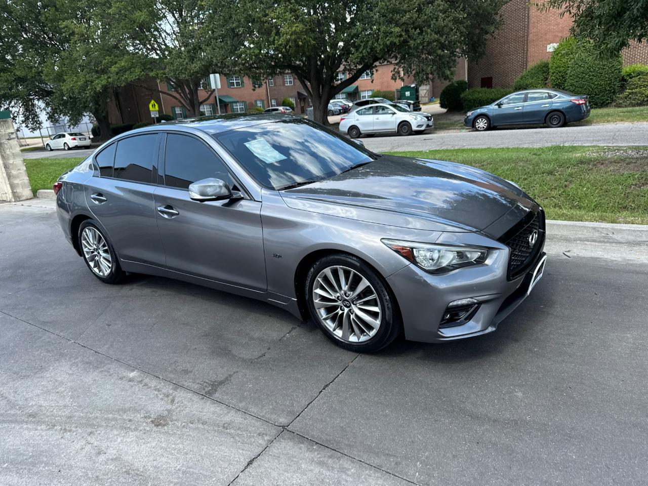 Infiniti Q50 3.0t LUXE AWD 2018