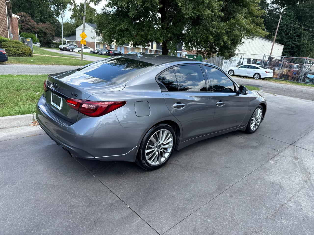 Infiniti Q50 3.0t LUXE AWD 2018