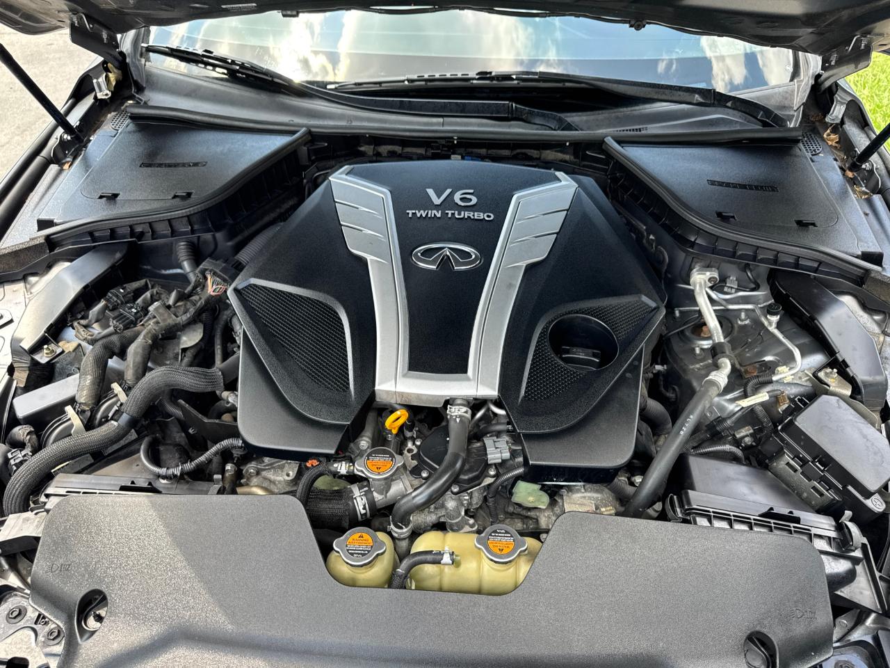 Infiniti Q50 3.0t LUXE AWD 2018