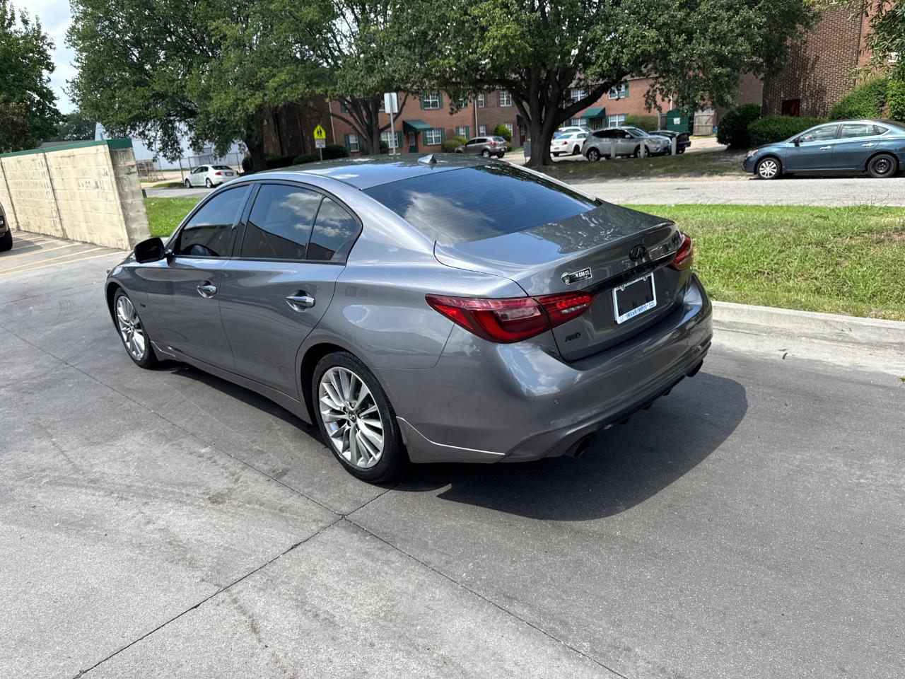 Infiniti Q50 3.0t LUXE AWD 2018