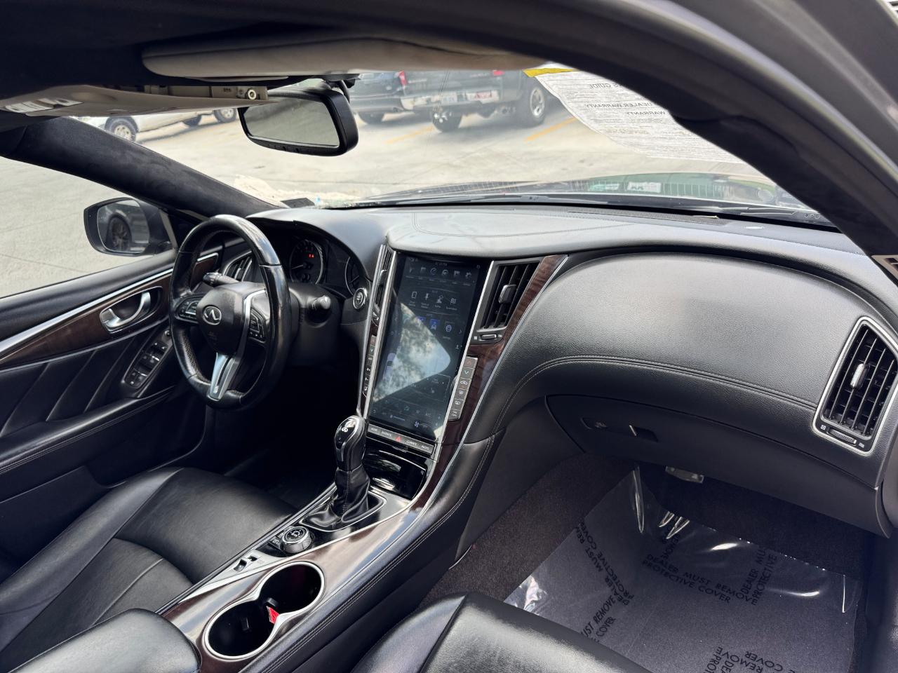 Infiniti Q50 3.0t LUXE AWD 2018