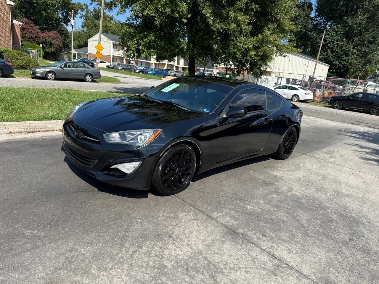 Hyundai Genesis Coupe 2dr I4 2.0T Auto Premium 2014