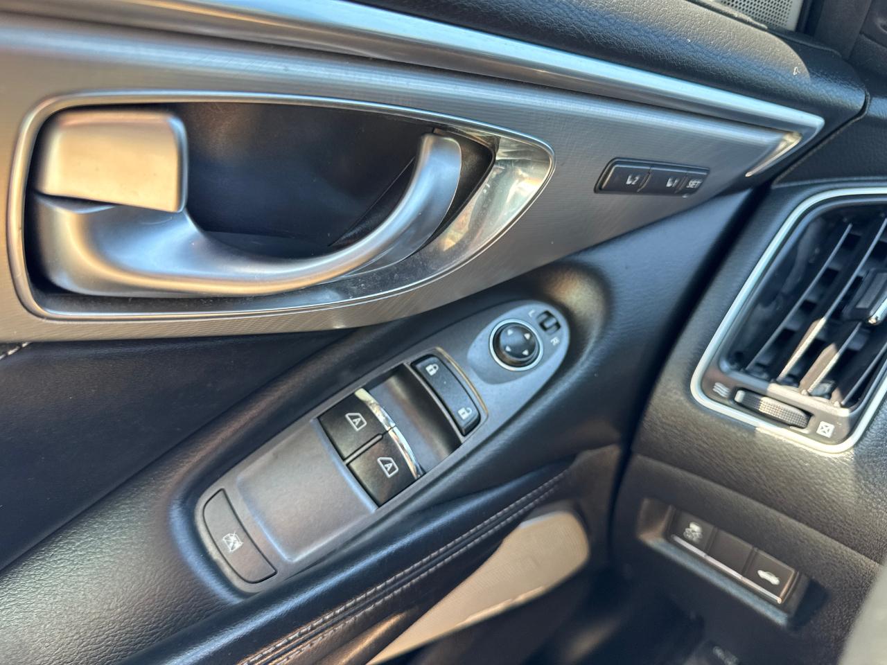 Infiniti Q60 3.0t Premium AWD 2017
