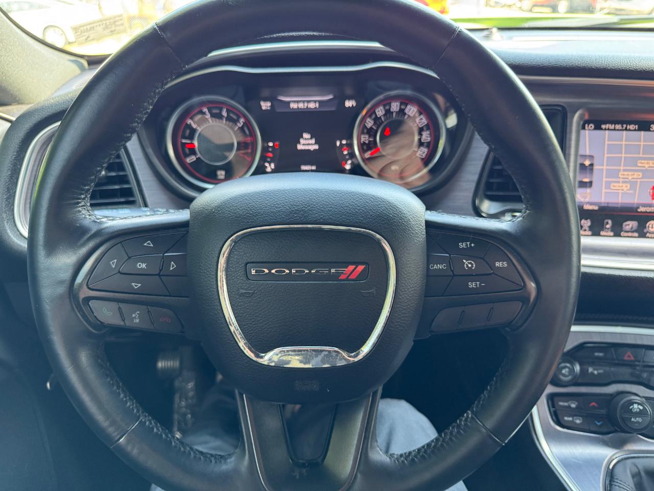 Dodge Challenger 2dr Cpe R/T 2015