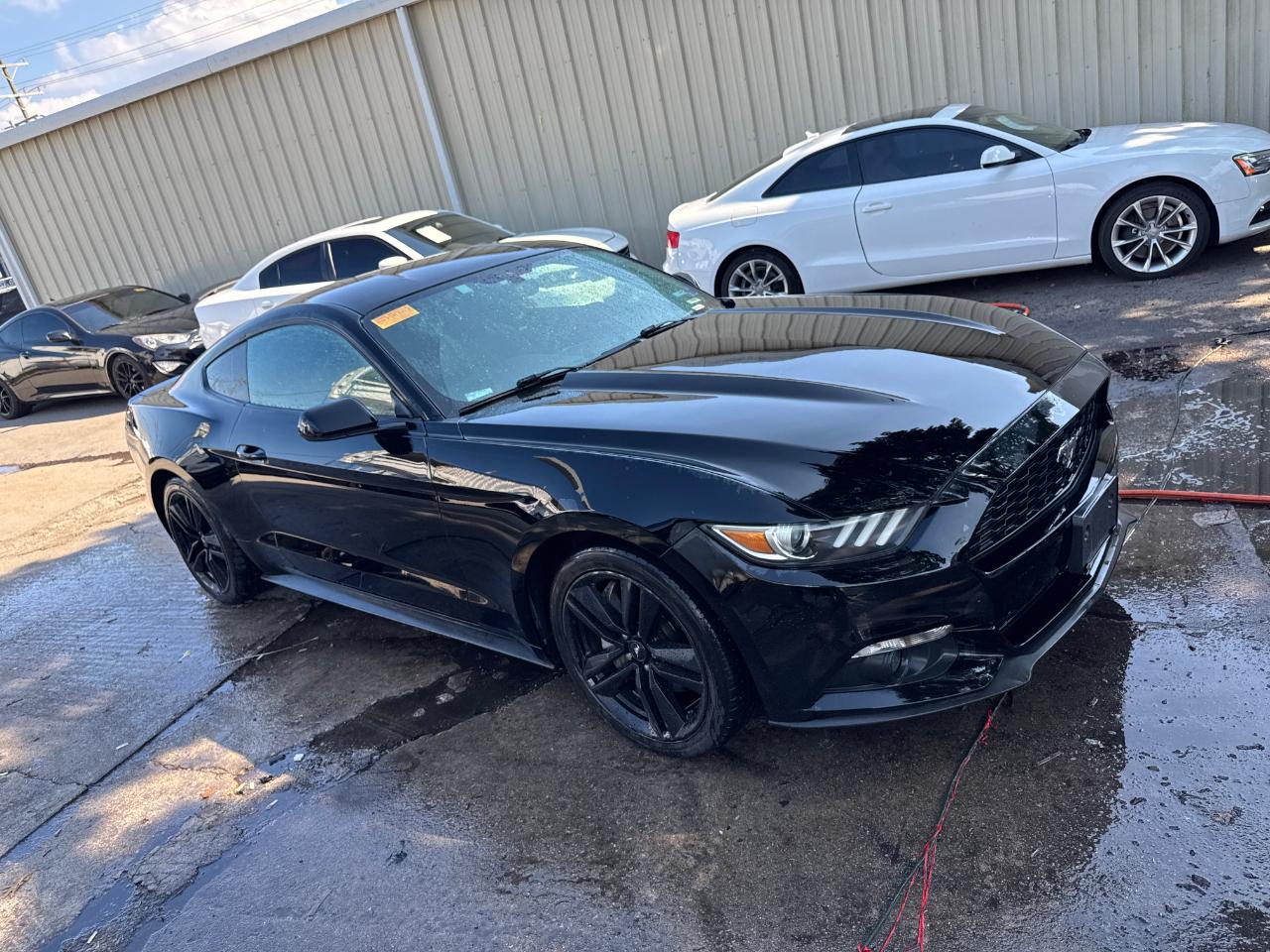 Ford Mustang 2dr Fastback EcoBoost 2015