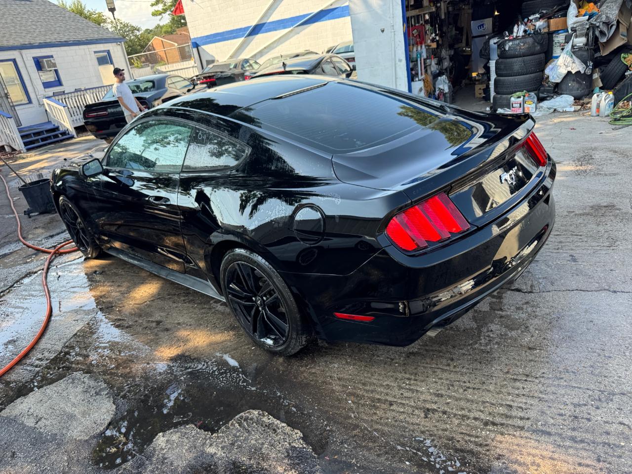 Ford Mustang 2dr Fastback EcoBoost 2015