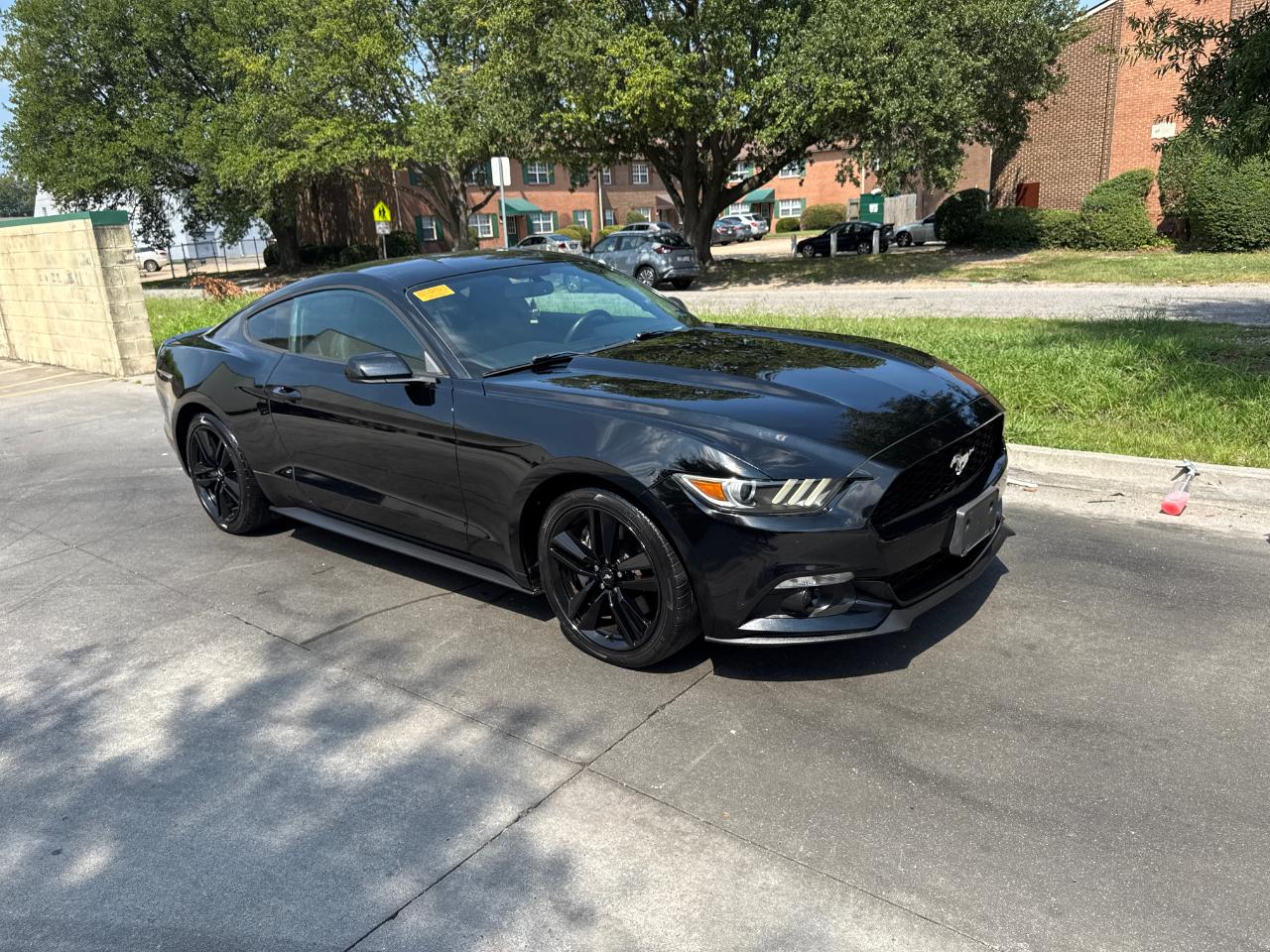 Ford Mustang 2dr Fastback EcoBoost 2015