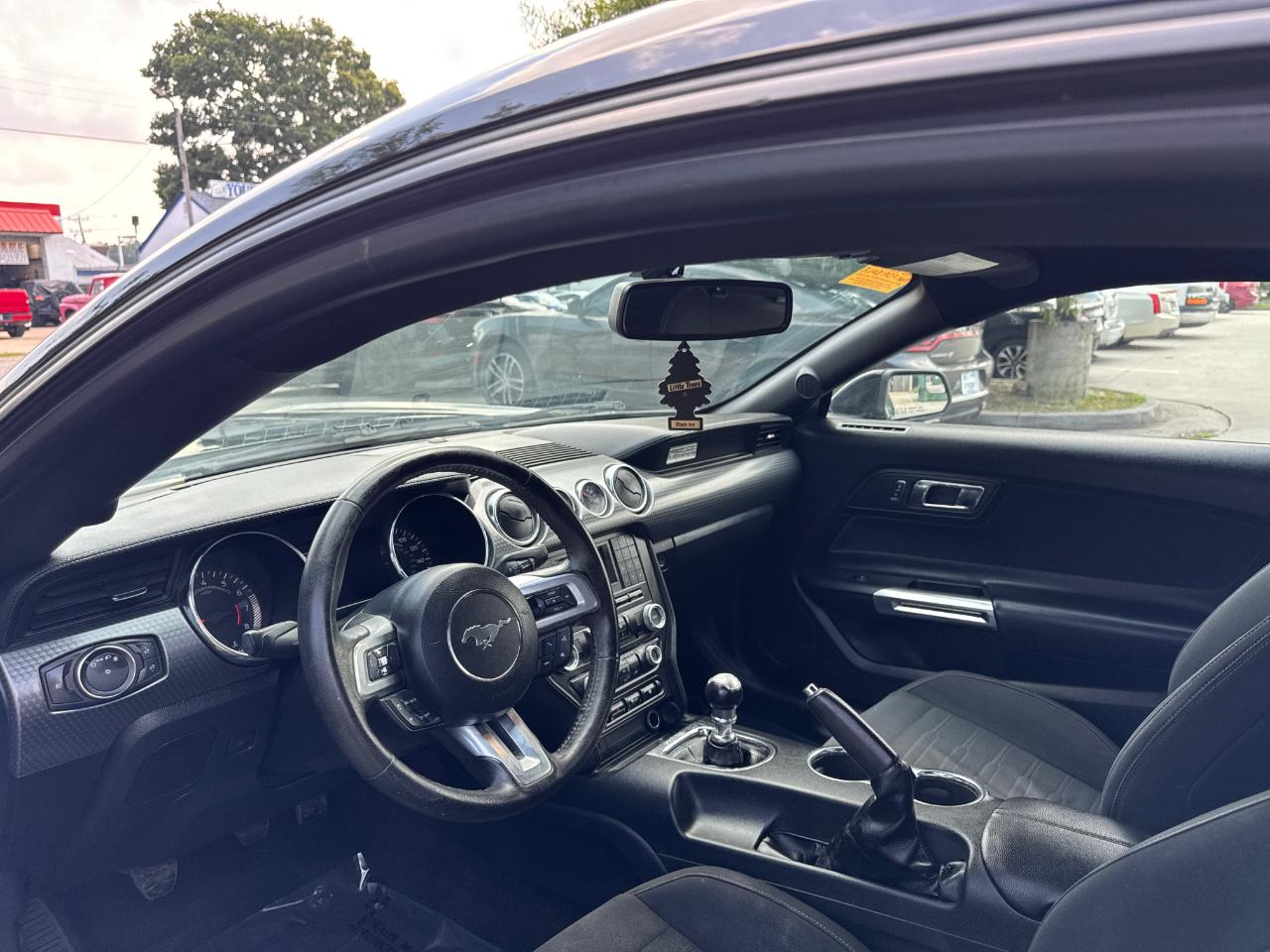 Ford Mustang 2dr Fastback EcoBoost 2015