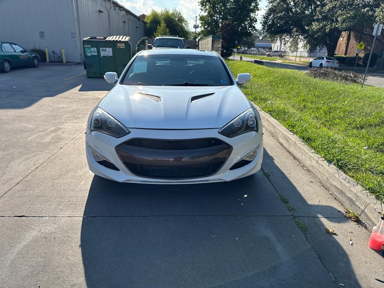 Hyundai Genesis Coupe 2dr 3.8L Auto Ultimate w/Black Seats 2016