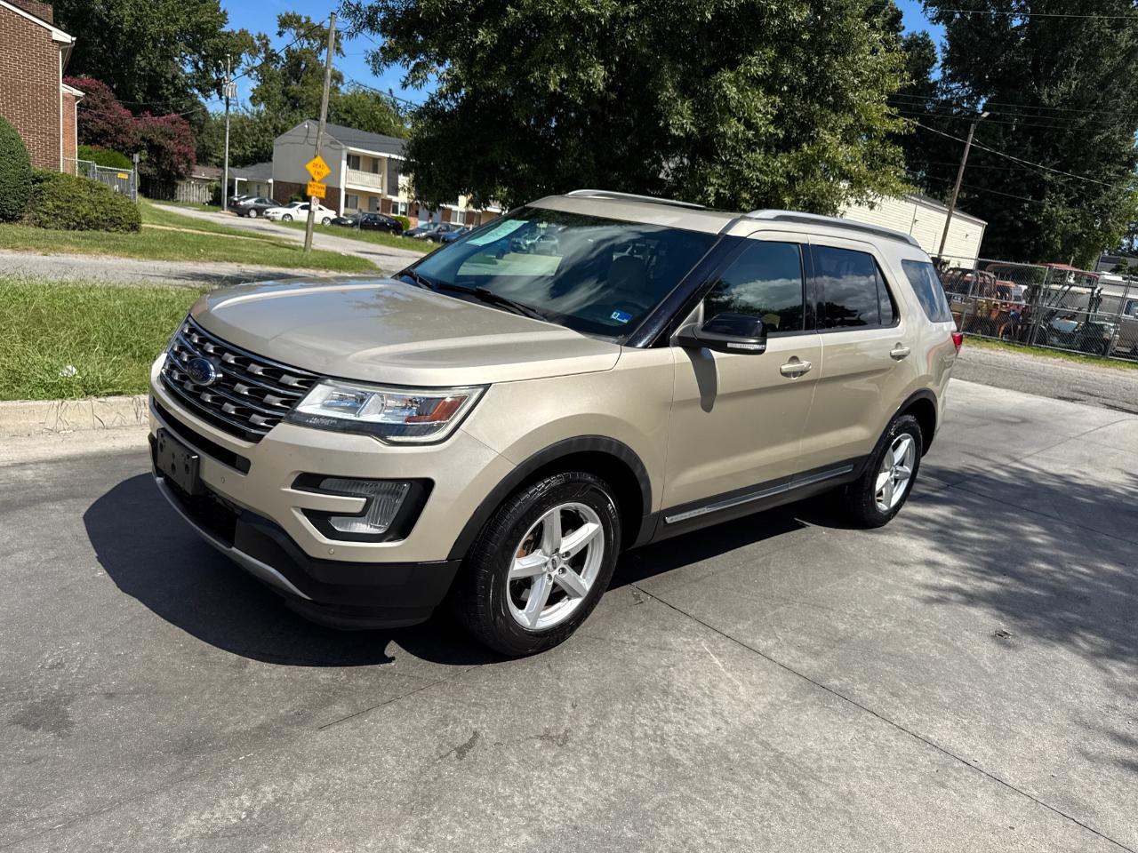 Ford Explorer XLT 4WD 2017