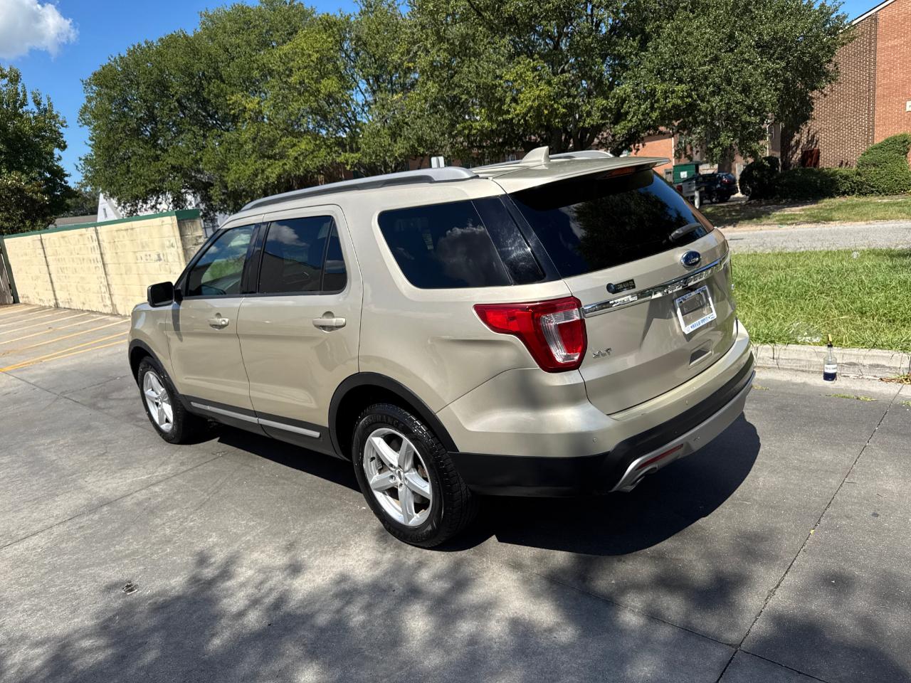 Ford Explorer XLT 4WD 2017