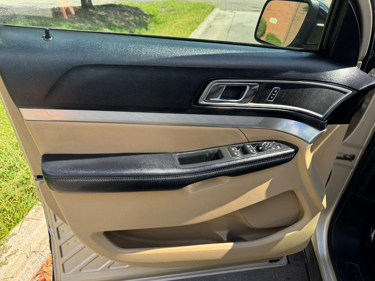 Ford Explorer XLT 4WD 2017