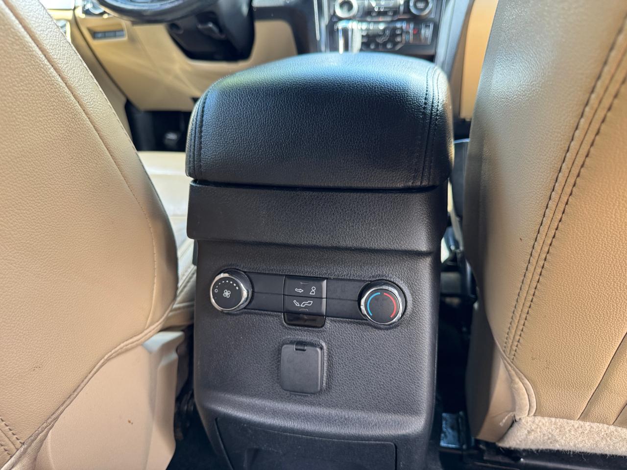 Ford Explorer XLT 4WD 2017