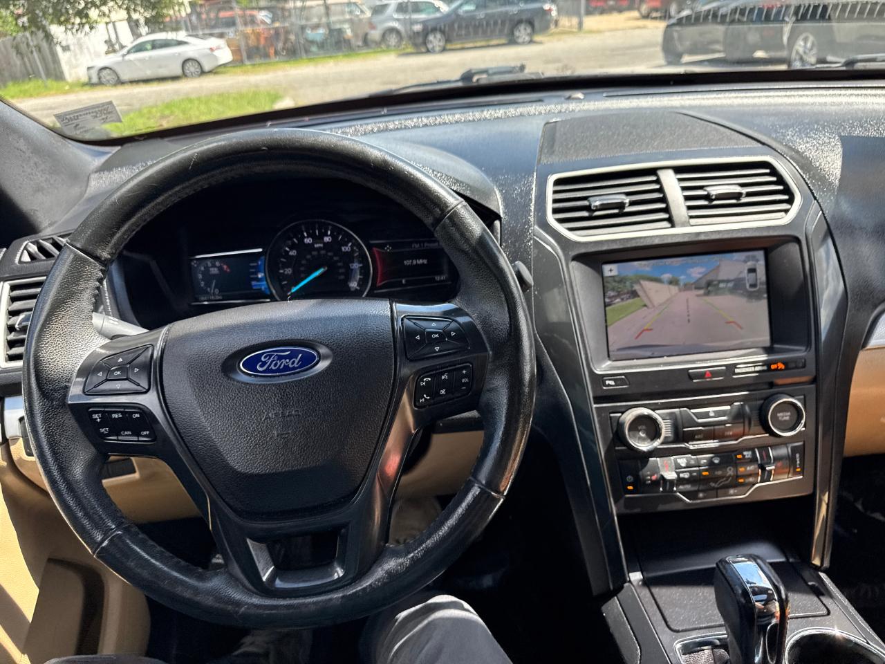 Ford Explorer XLT 4WD 2017