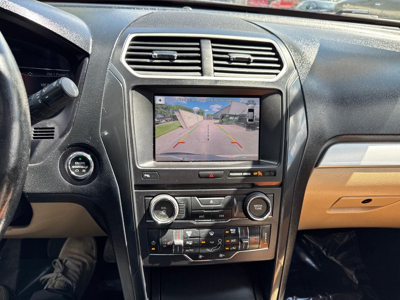 Ford Explorer XLT 4WD 2017