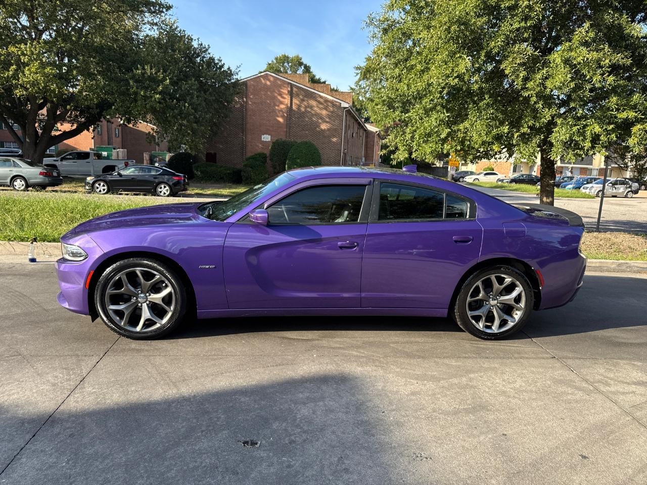 Dodge Charger 4dr Sdn R/T RWD 2016