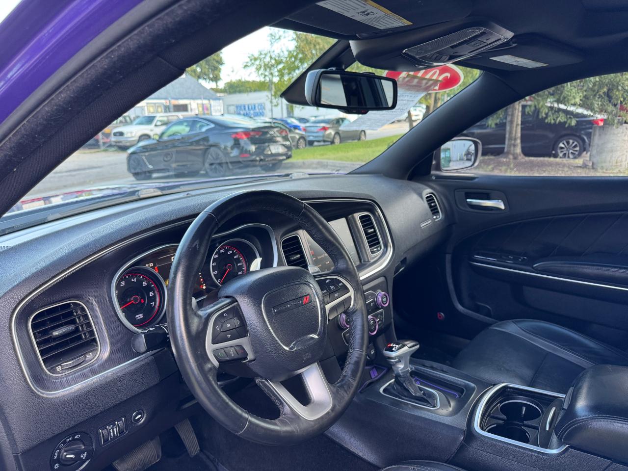 Dodge Charger 4dr Sdn R/T RWD 2016