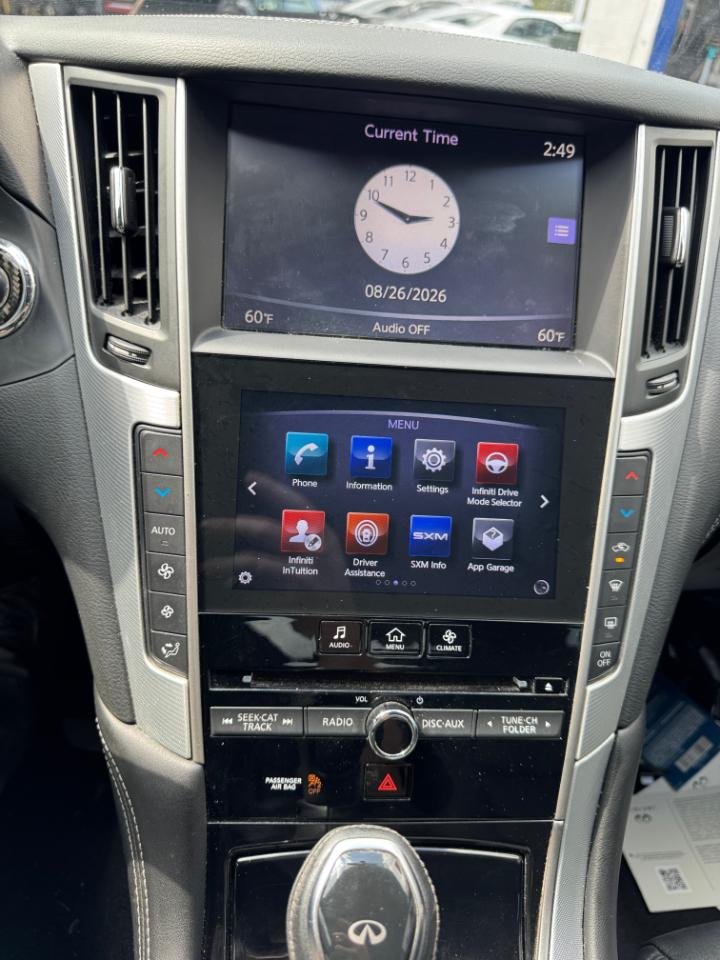 Infiniti Q50 3.0t LUXE RWD 2019