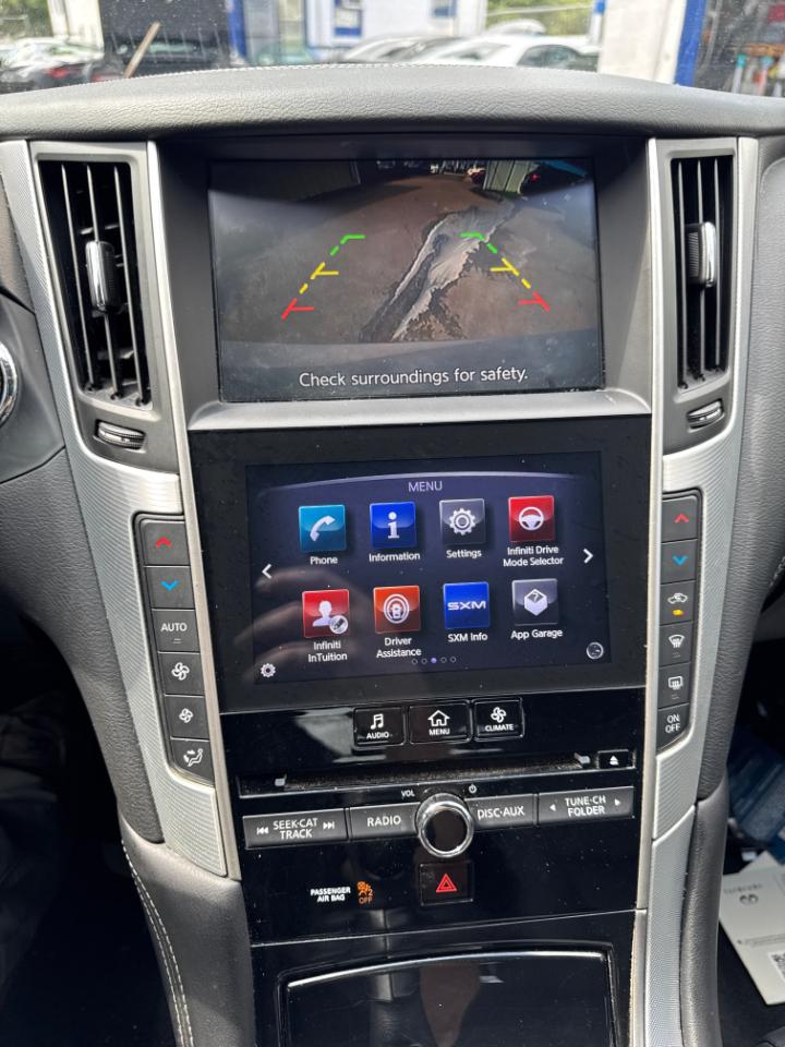 Infiniti Q50 3.0t LUXE RWD 2019
