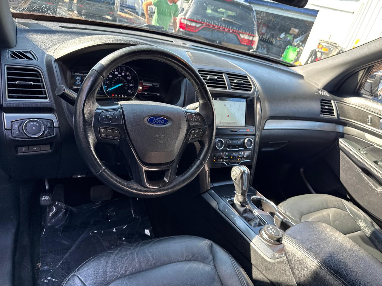 Ford Explorer XLT 4WD 2018