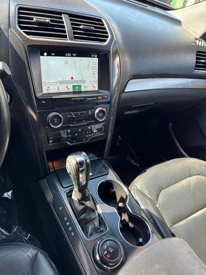 Ford Explorer XLT 4WD 2018