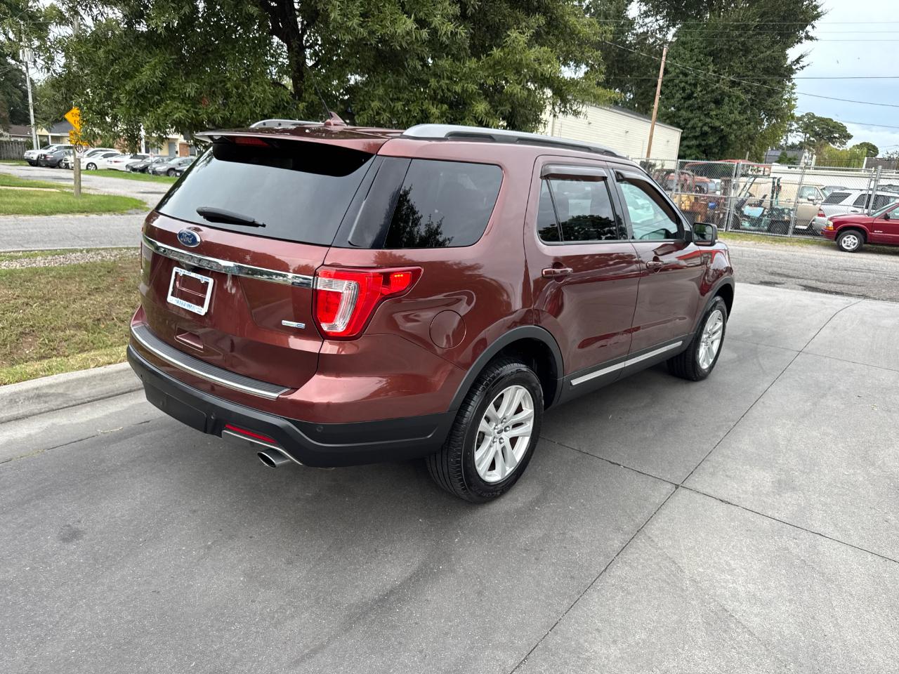 Ford Explorer XLT 4WD 2018