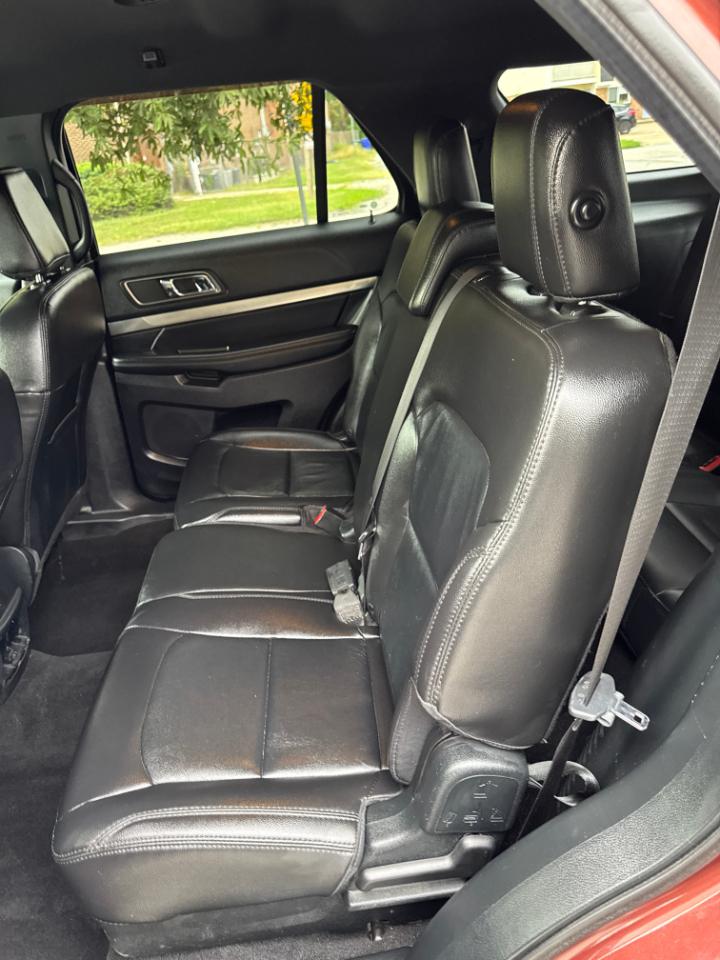 Ford Explorer XLT 4WD 2018